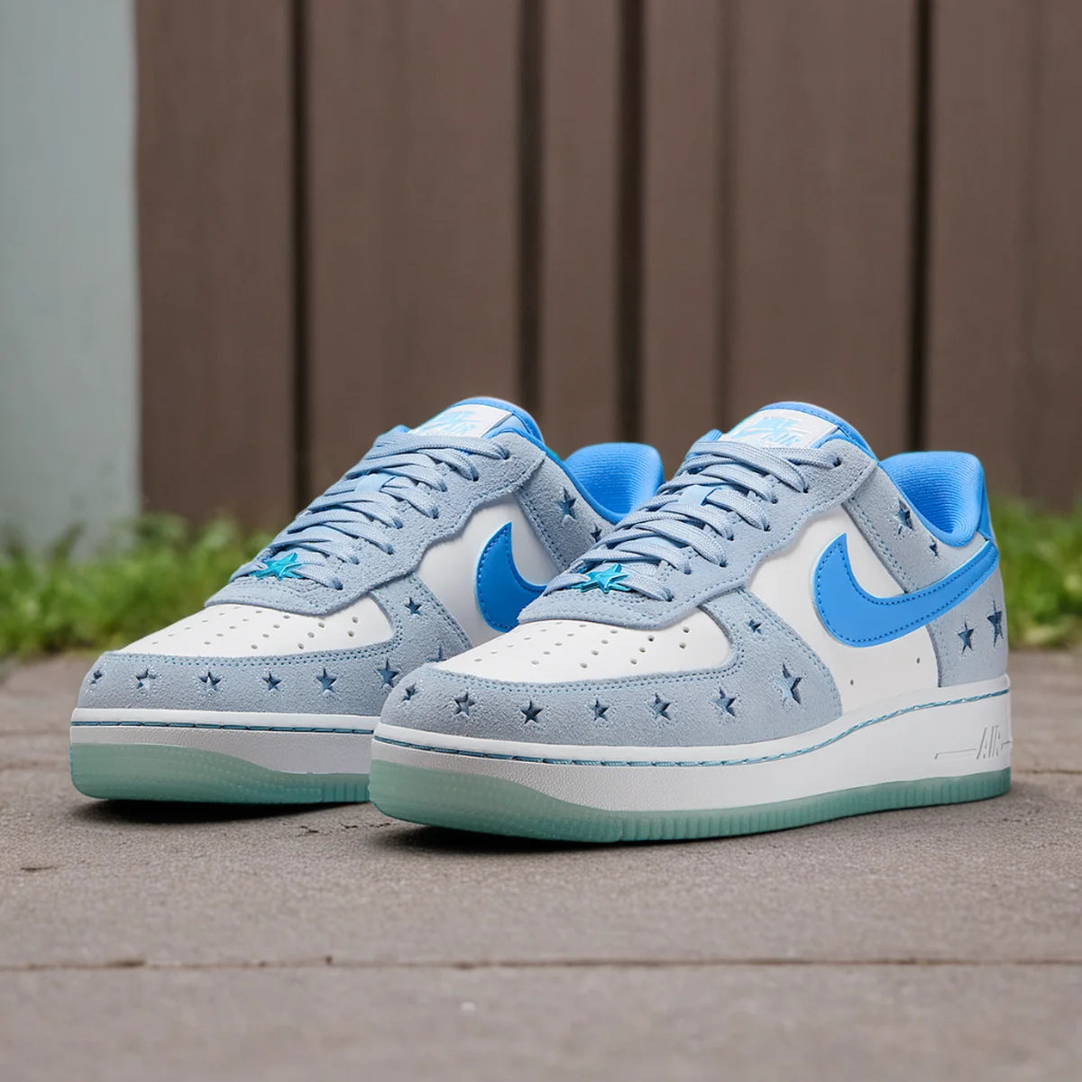 Nike véritable Air Force 1 chaussures de planche légères classiques à la mode pour femmes HQ8051-400