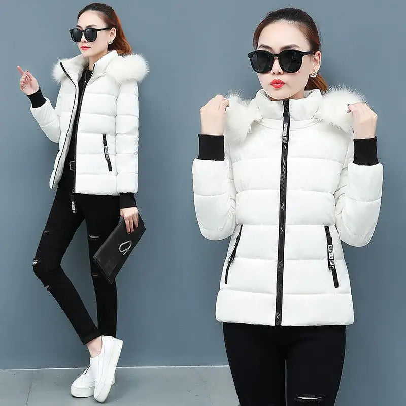 Veste d'automne pour femme 2026, nouveau manteau tendance, veste d'hiver brillante imperméable à capuche pour femme, parka en duvet grande taille, tenue de neige