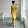 Ensemble élégant 2 pièces imprimé pour femme : Robe moulante mi-longue et cardigan court à manches longues – Tenue décontractée pour le quotidien et le street style