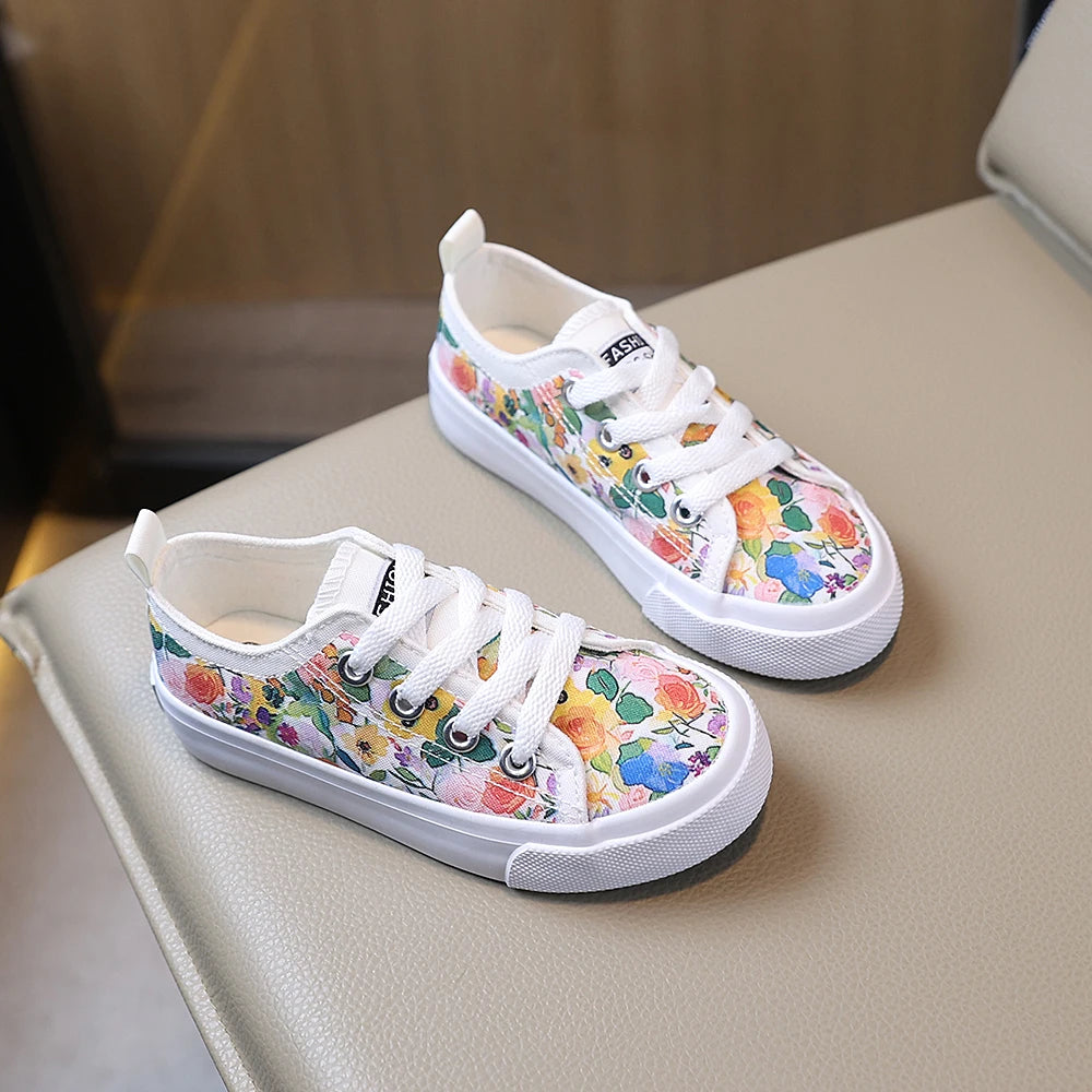 COMFY KIDS Chaussures basses en toile pour filles de 3 à 12 ans, imprimé floral, style frais, tissu en coton respirant, à lacets, avec languette de fermeture, pour toutes les saisons, chaussures décontractées pour pique-