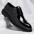 Chaussures habillées en cuir verni brillant, perforées et brogues, à lacets, pour jeunes hommes, mariages et soirées
