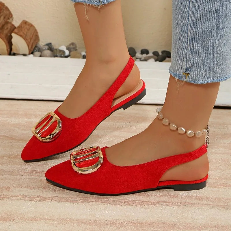 Chaussures plates françaises en métal à bout pointu, sandales Baotou, chaussures simples à bouche peu profonde, style étranger, célébrité d'internet explosive
