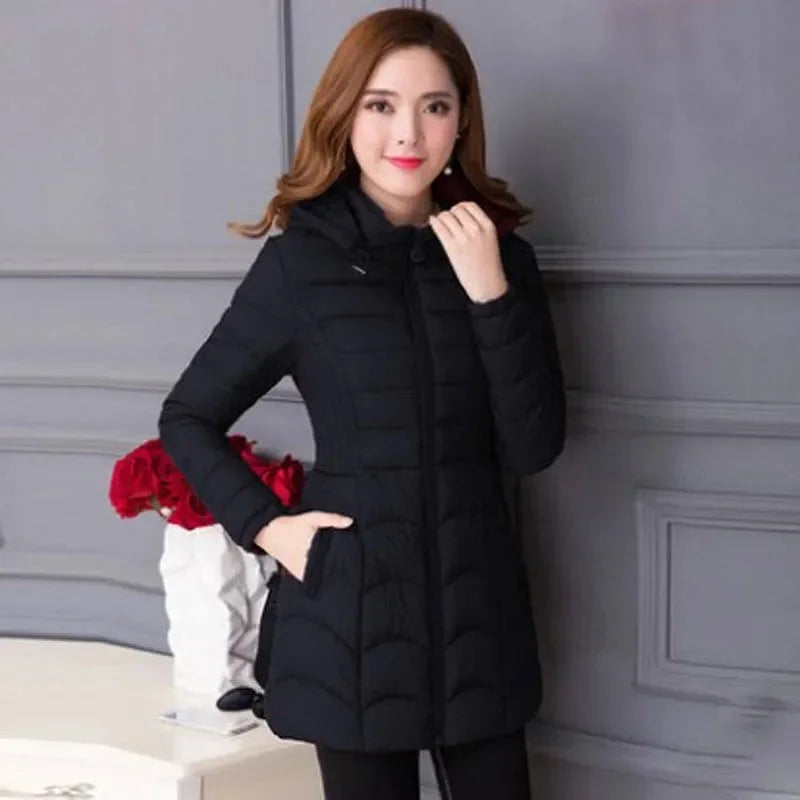 Manteau d'hiver femmes 2025 mode moyen âge mère mince vers le bas coton veste à capuche grande taille décontracté solide chaud épais vêtements d'extérieur Parka