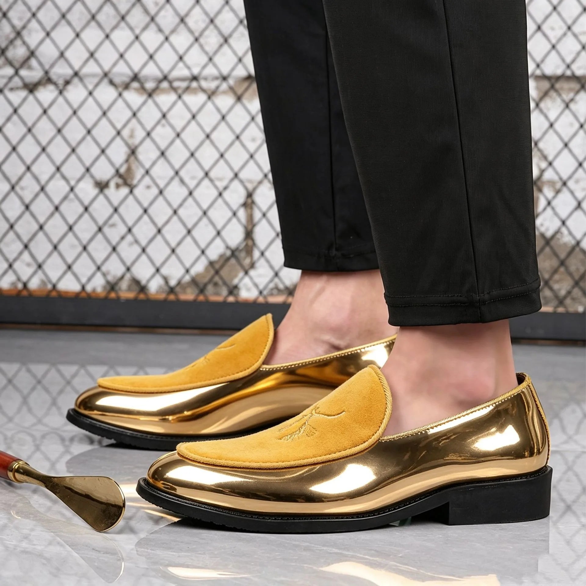 Mocassins formels brodés pour homme, chaussures de créateur pour mariage, chaussures de bureau, mocassins homme, chaussures élégantes pour homme