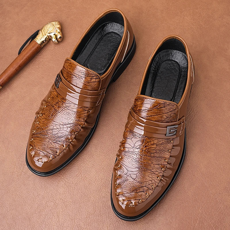 Chaussures habillées marron à motif crocodile pour hommes, mocassins en cuir verni à enfiler, chaussures Oxford formelles pour affaires et mariages