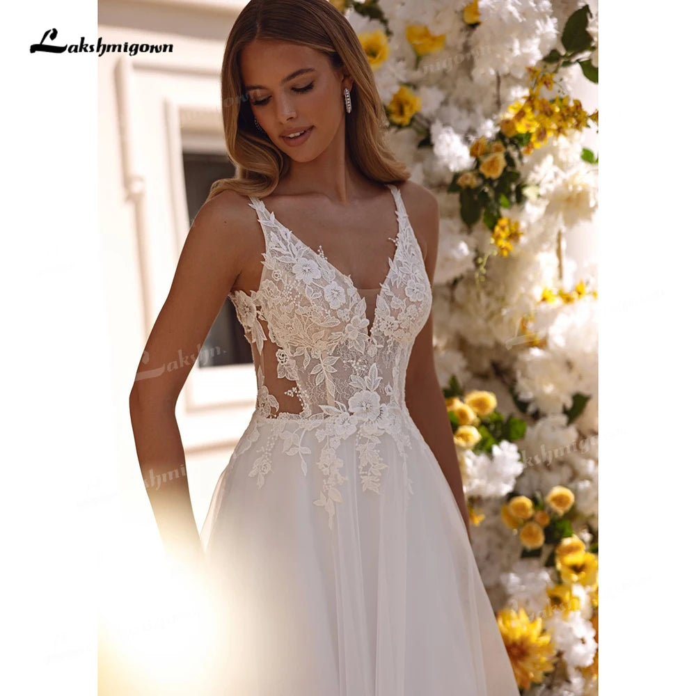 Robe de mariée romantique en tulle, coupe trapèze, avec bretelles spaghetti en dentelle et appliques en dentelle, personnalisable