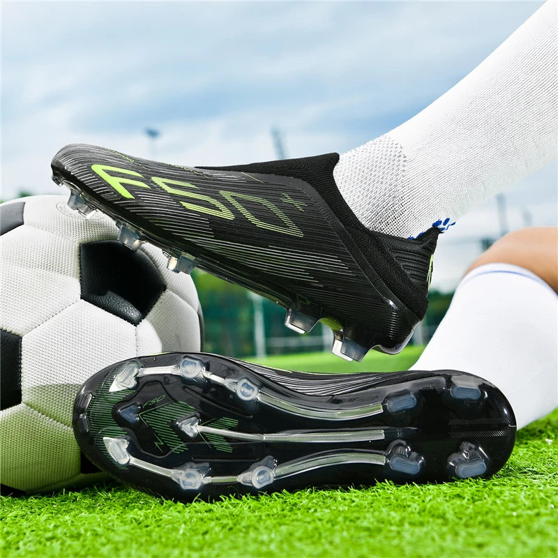 Nouvelles chaussures de football pour hommes, antidérapantes, pour futsal en salle, crampons pour terrain gazonné, baskets de haute qualité, modèle haut de gamme, très vendues, pour l'extérieur