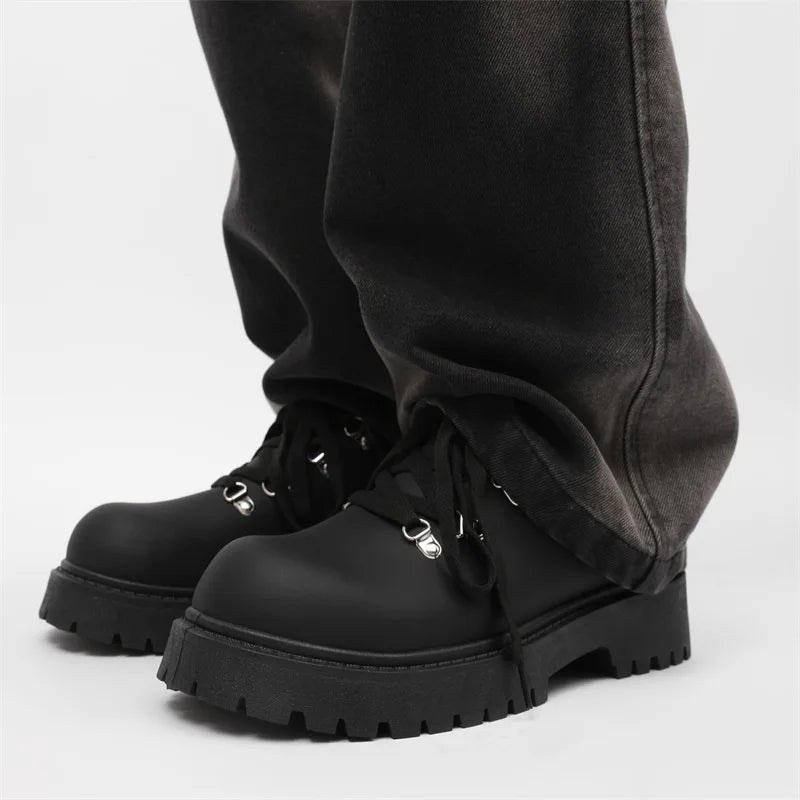 Chaussures pour hommes 2026 nouvelles chaussures derby niche vêtements de travail originaux à semelles épaisses chaussures en cuir décontractées à tête haute