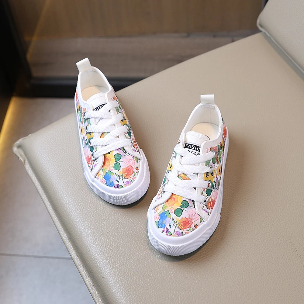 COMFY KIDS Chaussures basses en toile pour filles de 3 à 12 ans, imprimé floral, style frais, tissu en coton respirant, à lacets, avec languette de fermeture, pour toutes les saisons, chaussures décontractées pour pique-