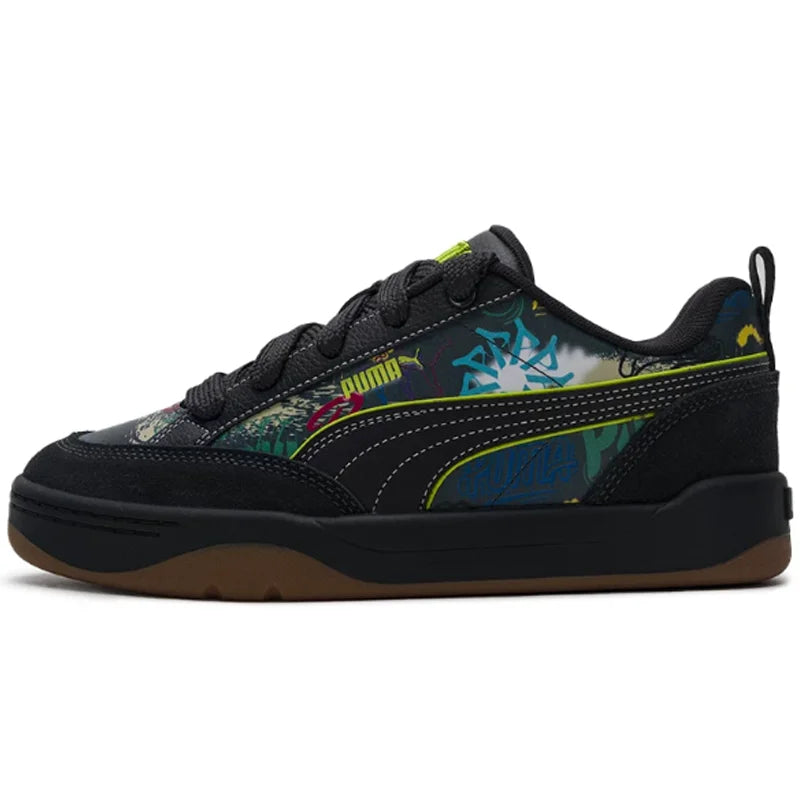 Chaussures de skate Puma Low à imprimé graffiti pour hommes et femmes, en daim noir avec bordure néon, semelle en caoutchouc, streetwear, skateboard, baskets décontractées