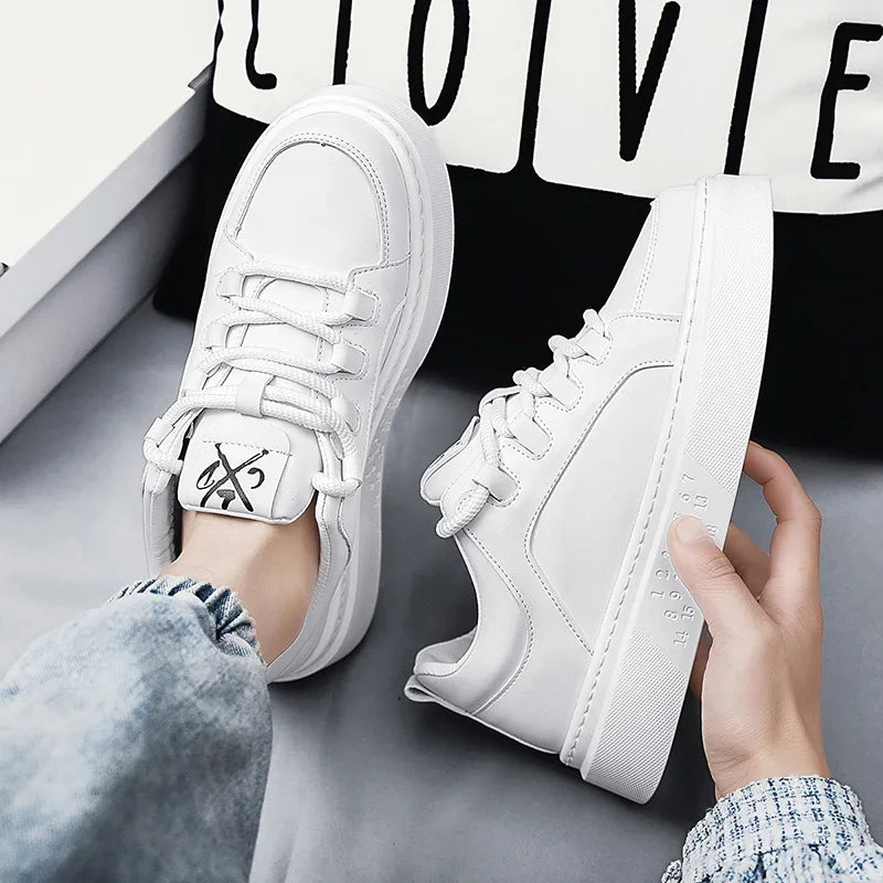 Chaussures basses décontractées pour hommes, légères, confortables, semelle souple, Version coréenne, chaussures de sport à lacets, à la mode, nouvelle collection été