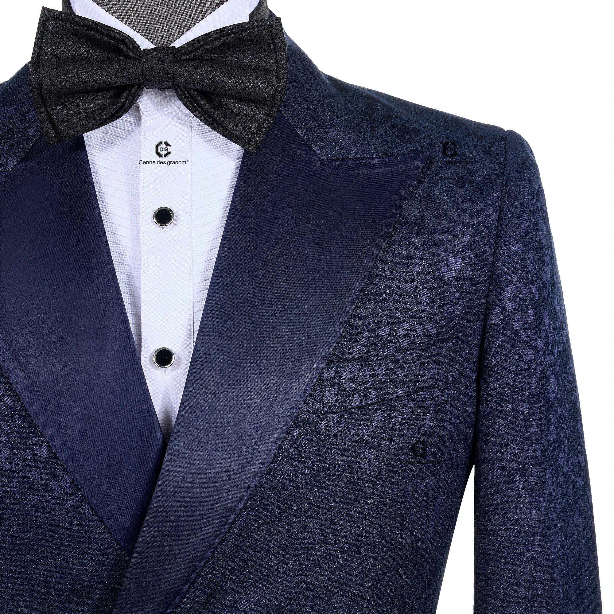 Cenne Des Graoom 2026 – Ensemble 2 pièces de smoking bleu élégant et luxueux en jacquard floral avec boucle latérale métallique pour mariage et cérémonie (garçons d'honneur)