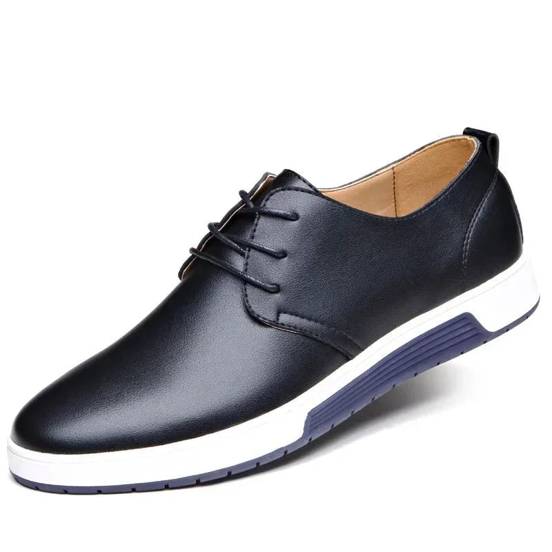 Mocassins creux en maille respirante pour hommes, chaussures plates d'été, chaussures de conduite pour hommes, chaussures en cuir d'affaires classiques à lacets, mode 2024