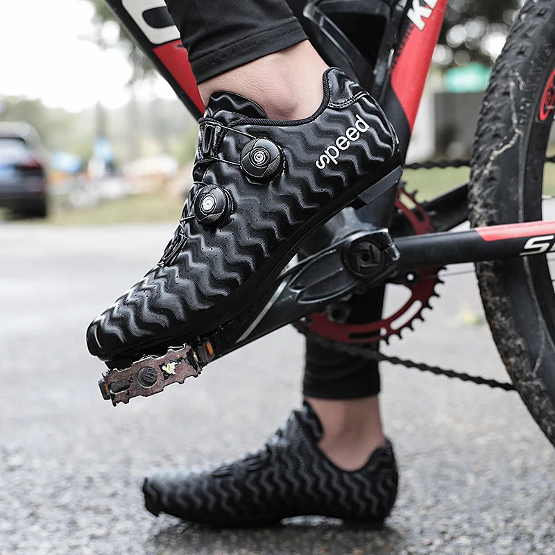 Chaussures de cyclisme professionnelles pour hommes et femmes, chaussures de compétition de cyclisme sur route, respirantes, l'offre elles dures, booster, verrouillage, éventuelles D
