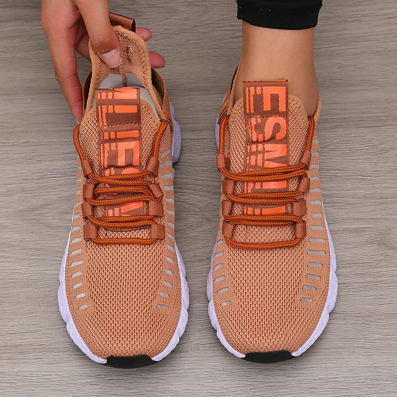Chaussures de sport pour femmes maille légère semelle souple sangle de Jogging respirant mode sport marche décontracté Tennis chaussures plates pour hommes