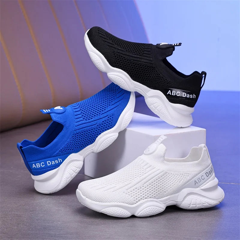 Nouveaux enfants chaussures décontractées respirant tricot baskets pour enfants sans lacet chaussures de course garçons léger confortable chaussures de marche
