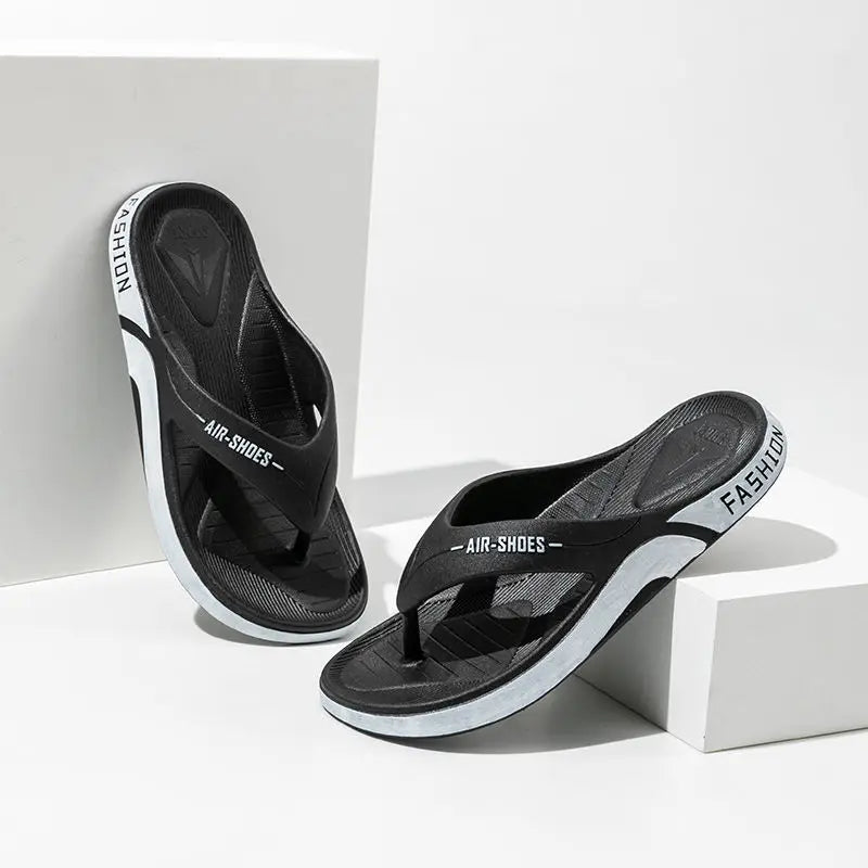 Tongs d'été pour hommes, sandales de plage confortables et tendance pour le sport et les activités de plein air, chaussures décontractées pour hommes, tongs de maison, chaussures d'intérieur
