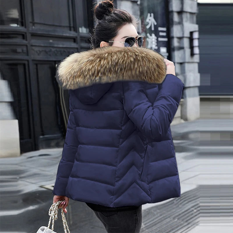 Manteau d'automne pour femme, veste courte à capuche, parka chaude 2026, grande fourrure, doudoune matelassée pour femme, grande taille