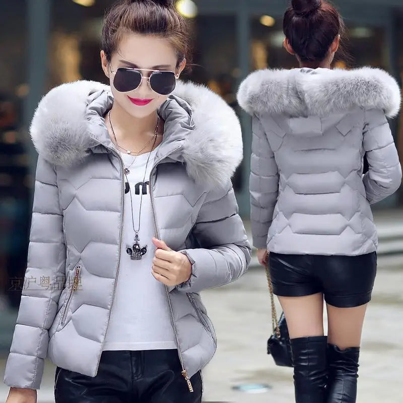 Femmes Parkas court manteau à capuche veste surdimensionné solide grand col de fourrure fermeture éclair manches longues mince épais bureau dame décontracté 2025 hiver