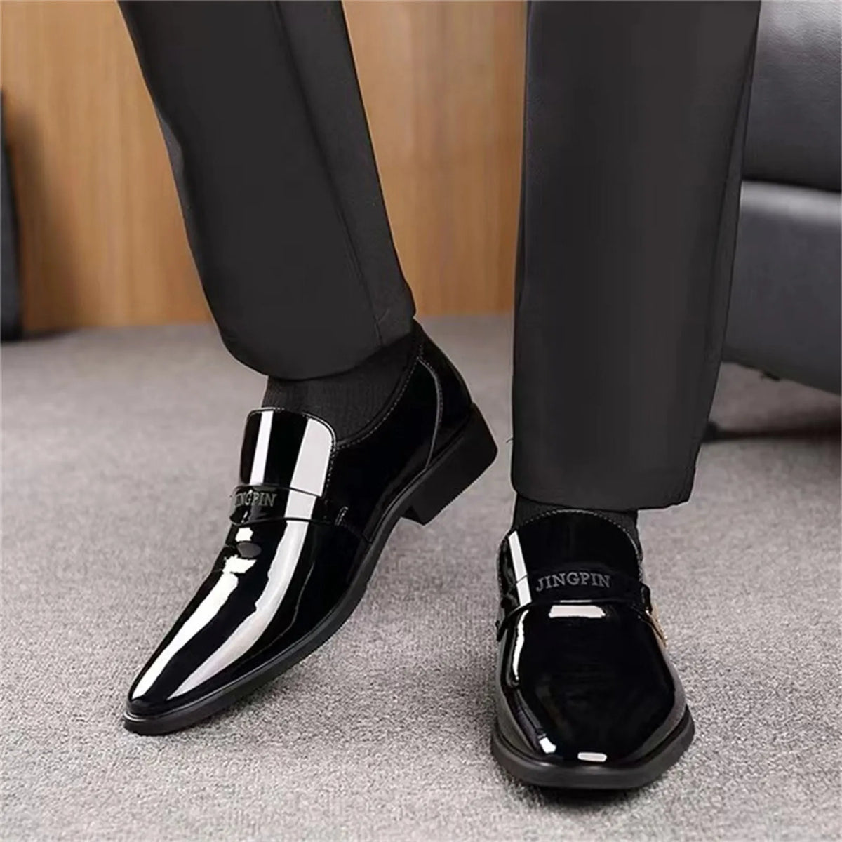 Chaussures en cuir verni PU noir pour hommes, chaussures d'affaires décontractées, chaussures de travail formelles pour le bureau, fête de mariage