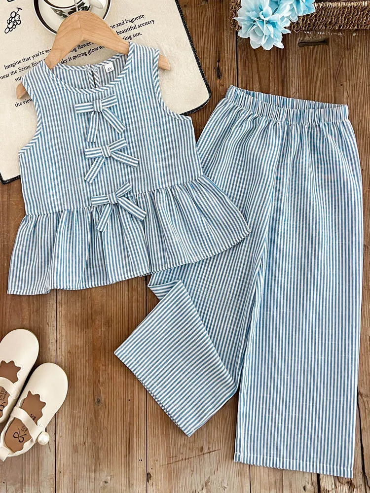 Costumes d'été pour filles, ensemble deux pièces sans manches avec nœud à rayures verticales bleues, haut + pantalon, vêtements doux pour enfants