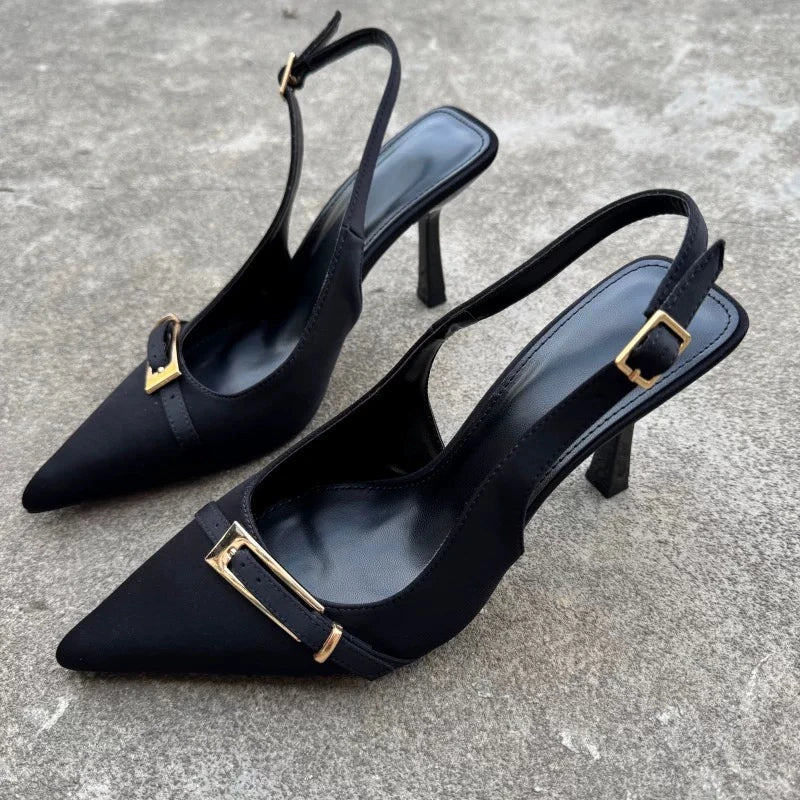 Nouvelles sandales décontractées pour femmes, couleur unie, mode estivale, avec boucle de marque, design 2026, confortables pour le quotidien et le bureau, talons hauts pour femmes