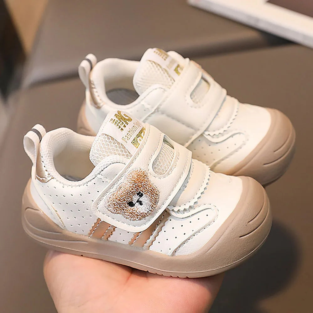 2025 mode enfant en bas âge chaussures pour bébé en cuir PU infantile fille baskets à semelles souples ergonomie nouveau-né garçon chaussures de Sport premier pas