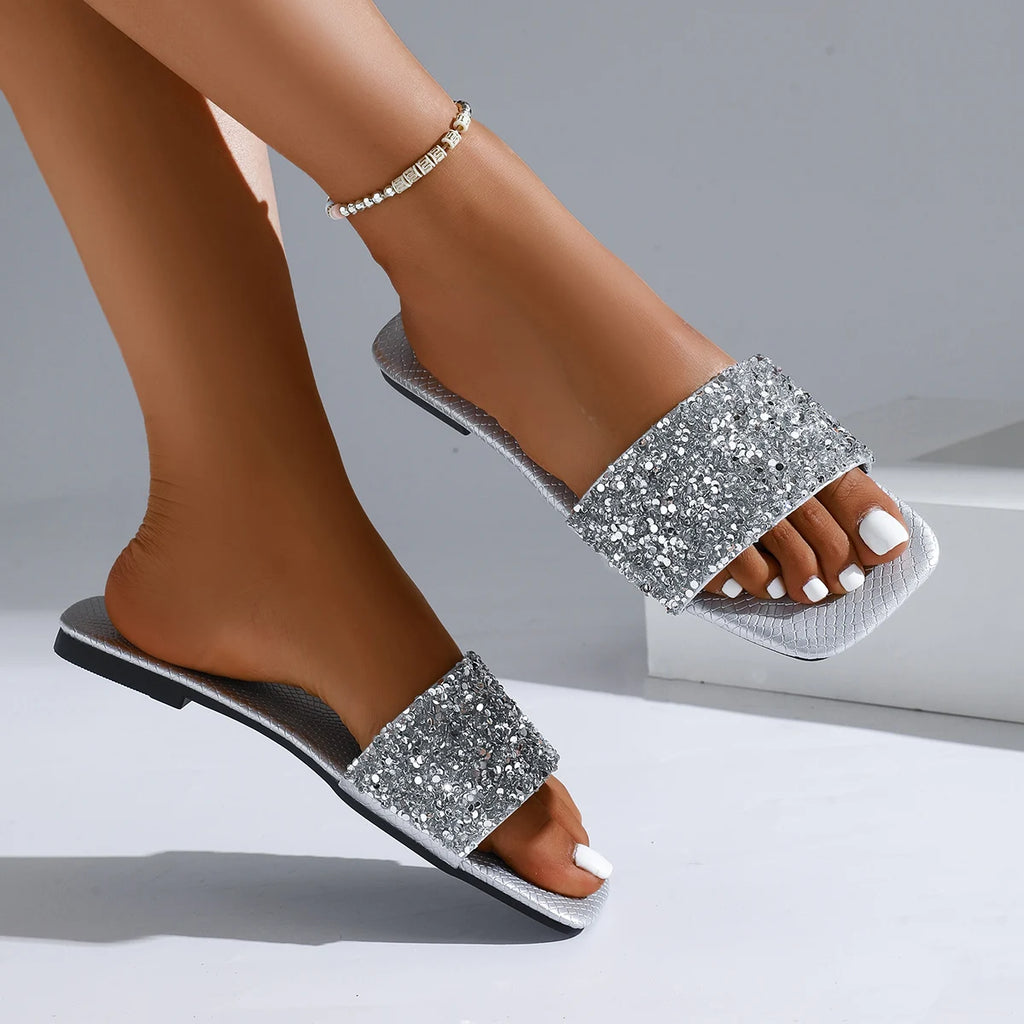 Sandales plates à paillettes argentées pour femmes, pantoufles d'extérieur à bout ouvert, grande taille 43, été, 2025