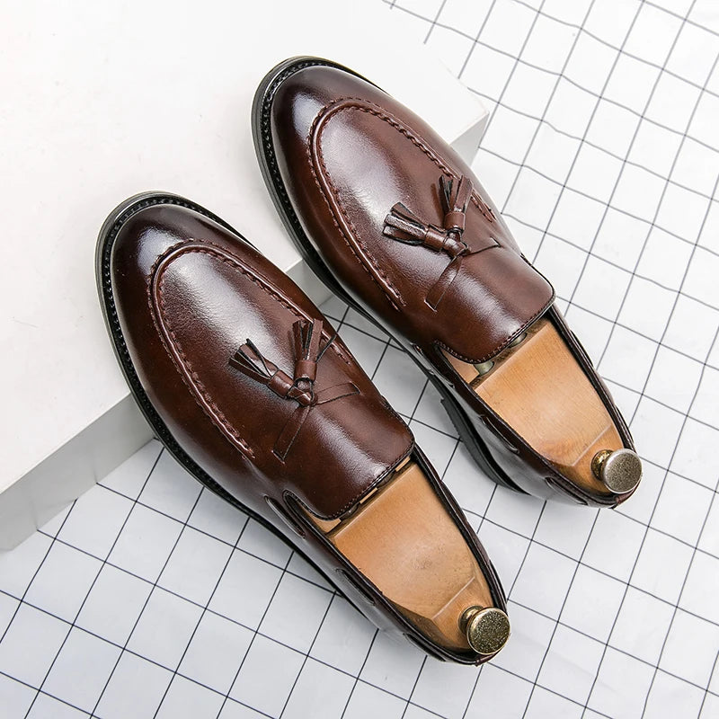 Chaussures habillées pour hommes de haute qualité, mocassins en cuir à enfiler, chaussures décontractées et professionnelles pour hommes, brogues plates, mocassins en cuir pour homme