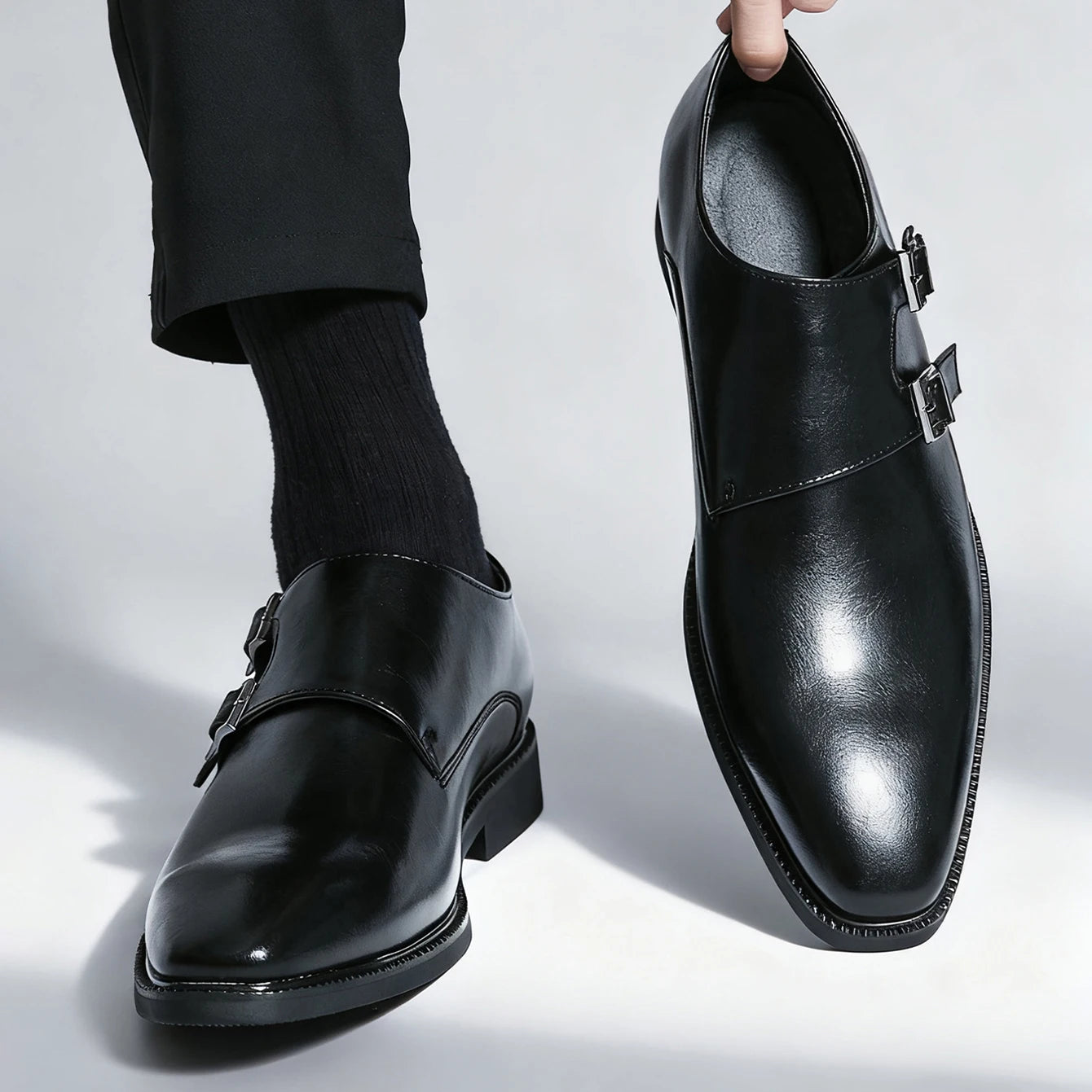 Robe rétro classique chaussures en cuir de moine pour hommes avec boucle à bout pointu bureau d'affaires mariage chaussures Oxfords confortables pour hommes