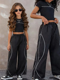 Tenue décontractée style streetwear d'été pour adolescentes : ensemble deux pièces composé d'un t-shirt noir et d'un pantalon large bicolore, élégant et tendance, adapté aux enfants de 5 à 13 ans, polyvalent pour la