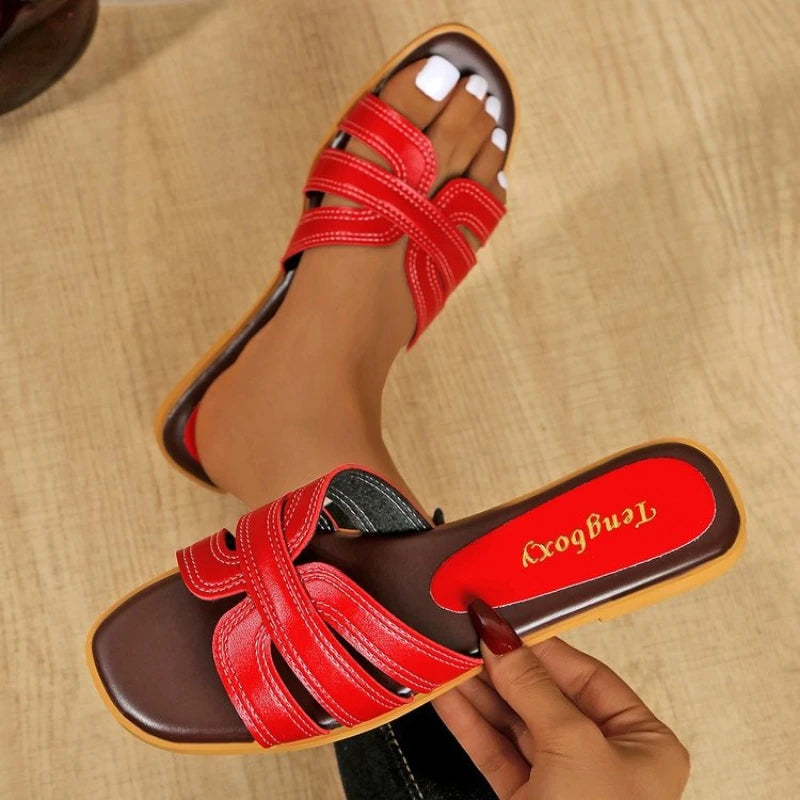 Sandales plates décontractées à la mode pour femmes, pantoufles plates polyvalentes pour l'extérieur, pantoufles au Design de marque, 2025
