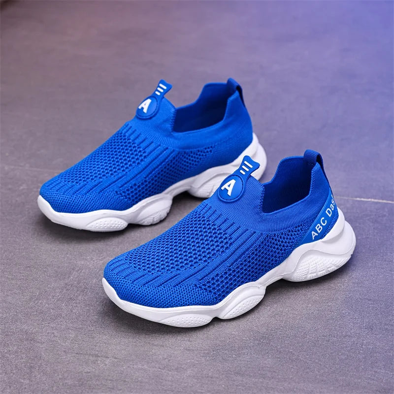 Nouveaux enfants chaussures décontractées respirant tricot baskets pour enfants sans lacet chaussures de course garçons léger confortable chaussures de marche