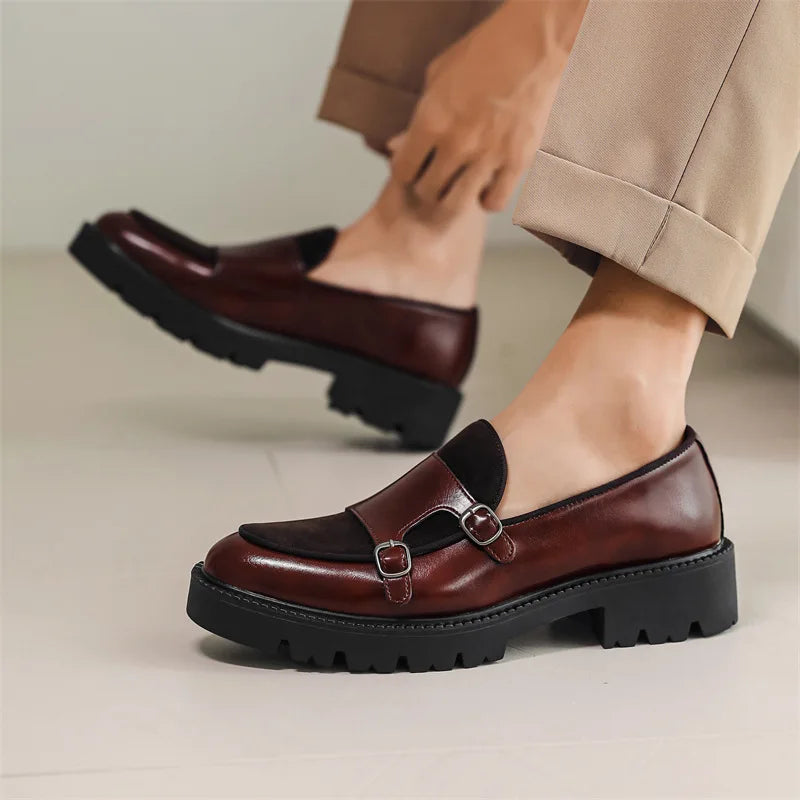2025 mocassins hommes chaussures en cuir à semelles épaisses Style britannique noir chaussures d'affaires formelles mode luxe chaussures décontractées à enfiler