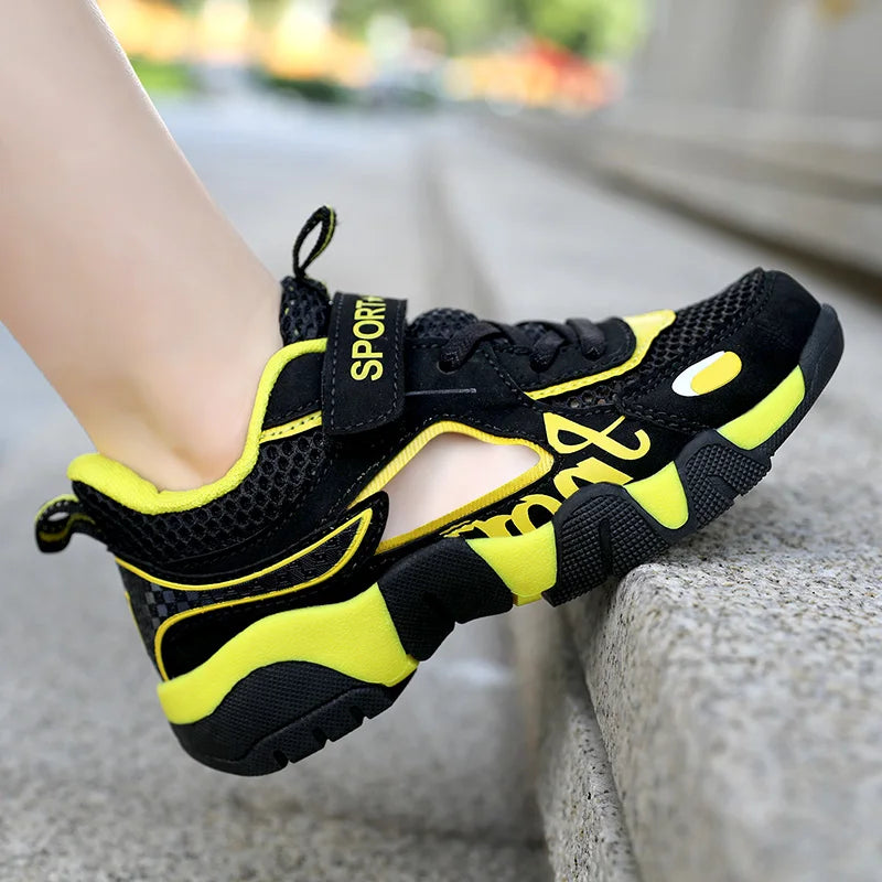 Chaussures d'été pour enfants, sandales respirantes pour garçons, chaussures souples pour enfants, protection des orteils en plein air, sandales de plage, chaussures d'eau