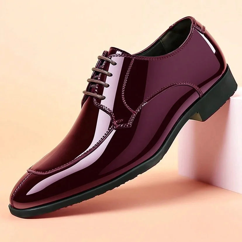 Chaussures habillées pour hommes en cuir verni tendance, chaussures de soirée pour hommes, semelle souple, chaussures décontractées, grandes tailles 38-48, chaussures pour hommes de haute qualité