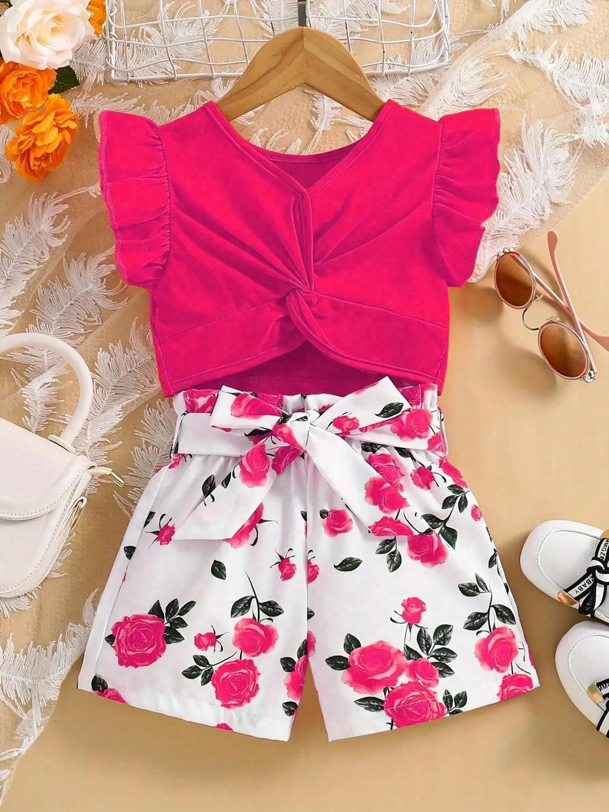 Ensemble de vêtements pour enfants, décontracté d'été, avec volants, sans manches, nœud, haut de couleur unie + short imprimé avec ceinture