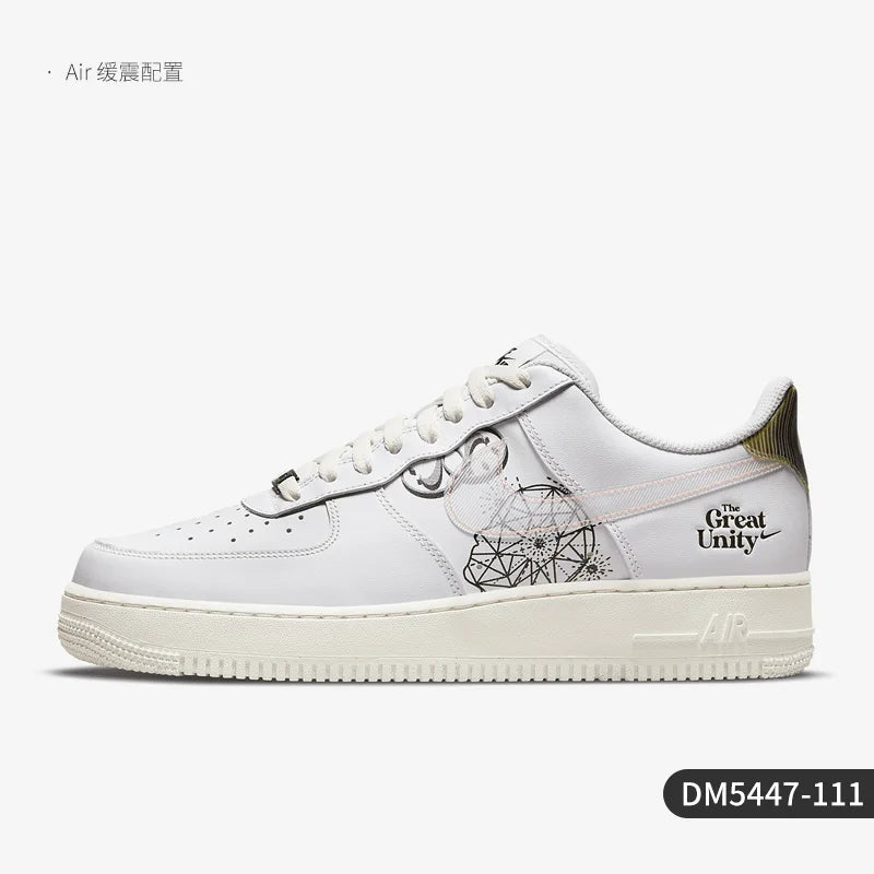 Nike véritable AIR FORCE 1 chaussures de sport et de loisirs pour hommes coupe basse DM5447-111