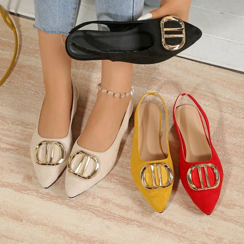 Chaussures plates françaises en métal à bout pointu, sandales Baotou, chaussures simples à bouche peu profonde, style étranger, célébrité d'internet explosive
