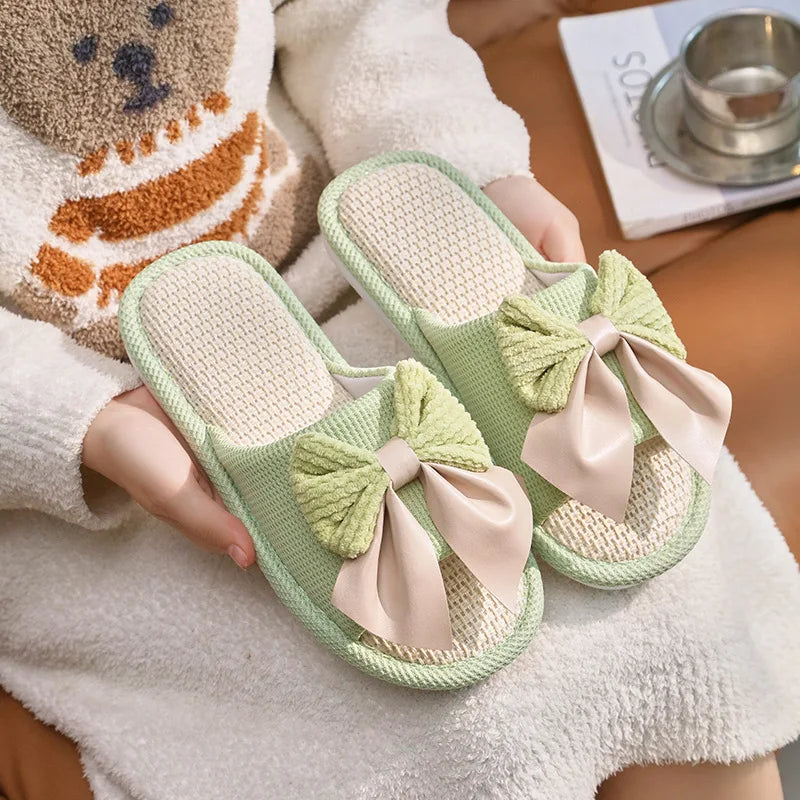 Chaussons d'été décontractés en lin pour femmes avec nœud multicolore fantaisie, antidérapants, à enfiler, pour la maison, pour filles, design simple et mignon