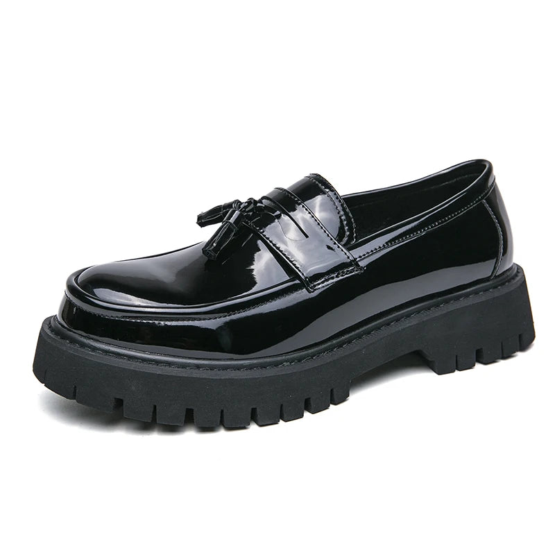 Nouvelles chaussures à plate-forme mocassins chaussures hommes chaussures de mariage à semelles épaisses noir chaussures d'affaires formelles sans lacet en cuir augmenter chaussures décontractées