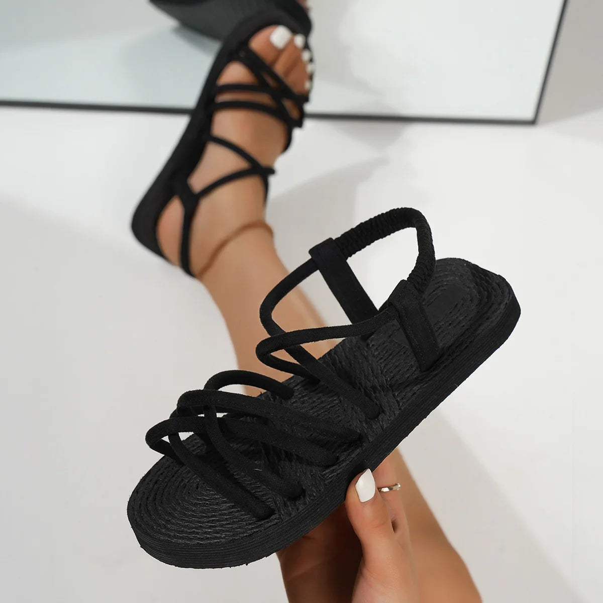 Sandales de loisirs pour femmes, chaussures plates, semelle EVA souple, légères, nouvelle collection été, pour la marche quotidienne, sandales de rue