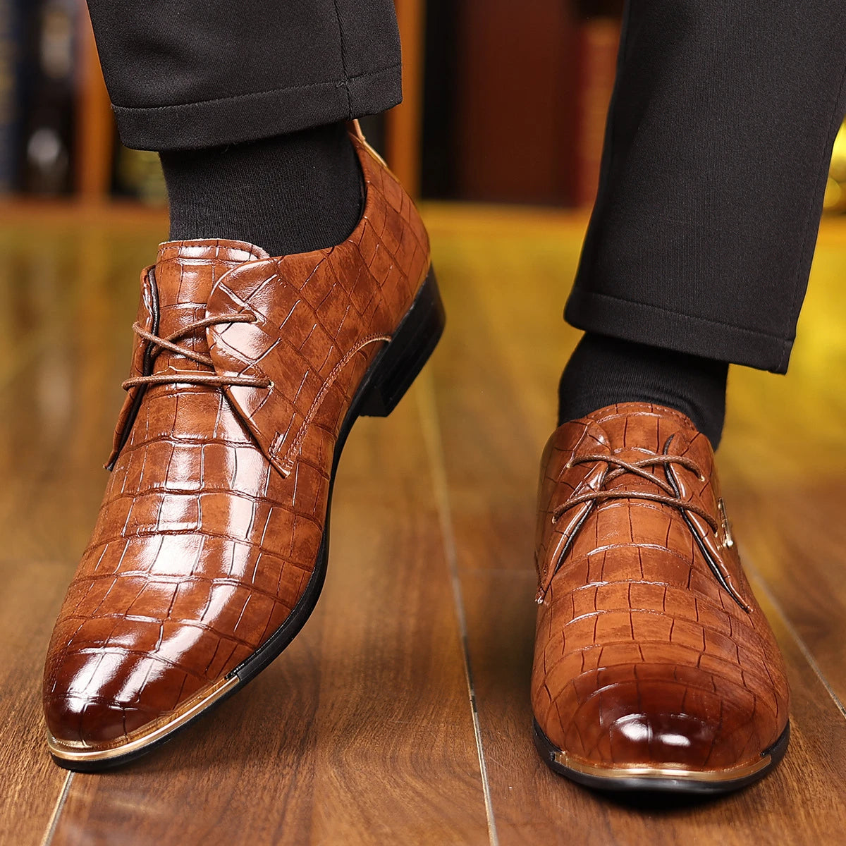Chaussures habillées pour hommes chaussures richelieu à lacets classiques en cuir verni Oxfords chaussures de mariage pointues bureau d'affaires hommes chaussure formelle 2025