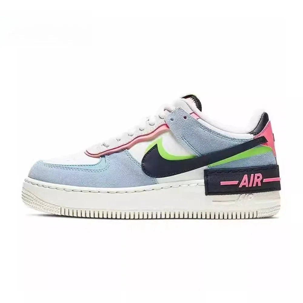 Nike Air Force 1 Baskets pour femmes - Antidérapantes, durables, amorties, design rétro color-block CU8591-101