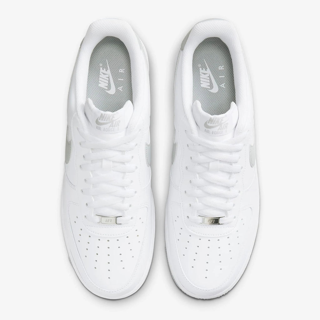 Nike officiel authentique Air Force 1 '07 chaussures décontractées respirantes et résistantes à l'usure pour hommes FJ4146-100
