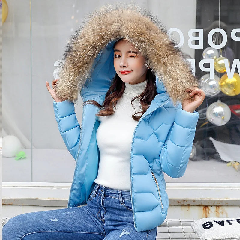 Femmes Parkas court manteau à capuche veste surdimensionné solide grand col de fourrure fermeture éclair manches longues mince épais bureau dame décontracté 2025 hiver