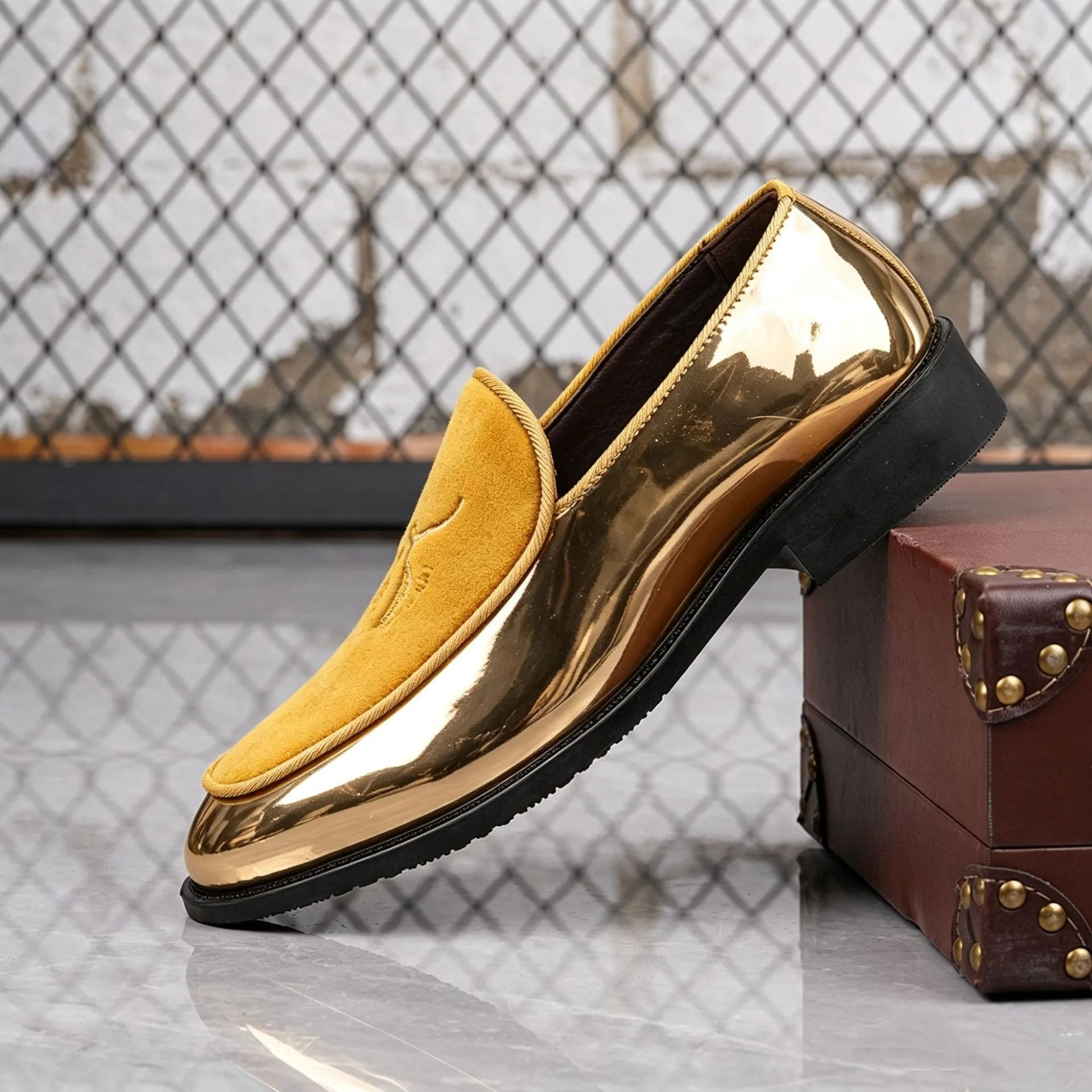 Mocassins formels brodés pour homme, chaussures de créateur pour mariage, chaussures de bureau, mocassins homme, chaussures élégantes pour homme