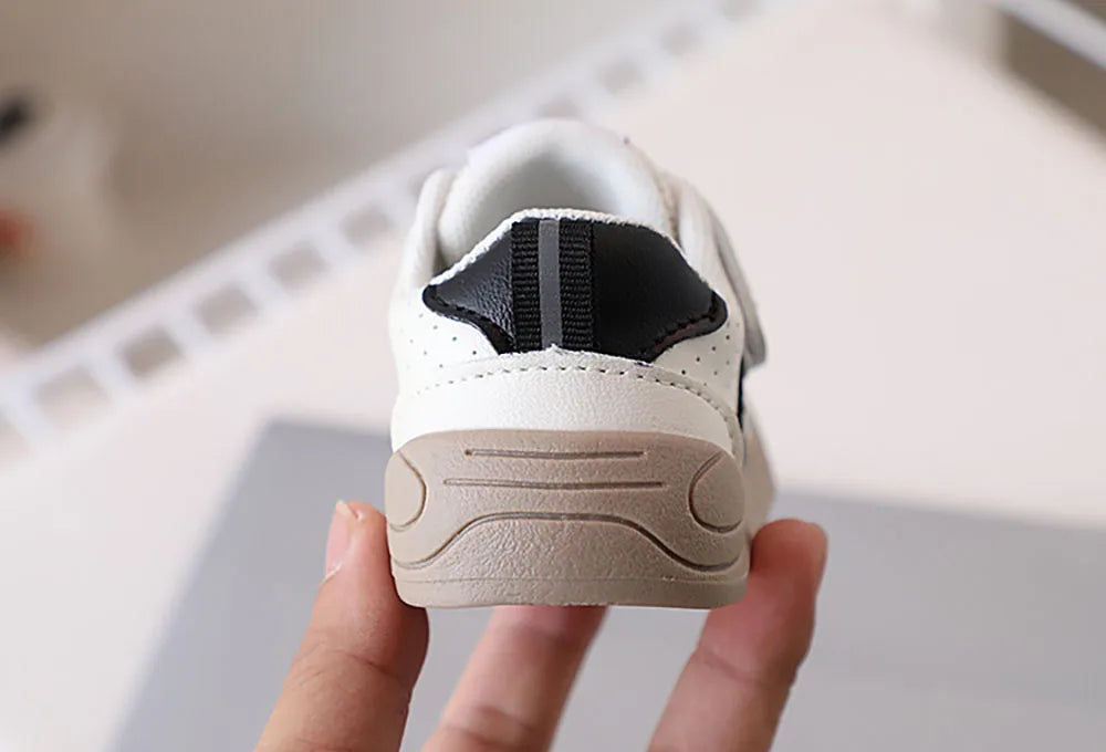 2025 mode enfant en bas âge chaussures pour bébé en cuir PU infantile fille baskets à semelles souples ergonomie nouveau-né garçon chaussures de Sport premier pas