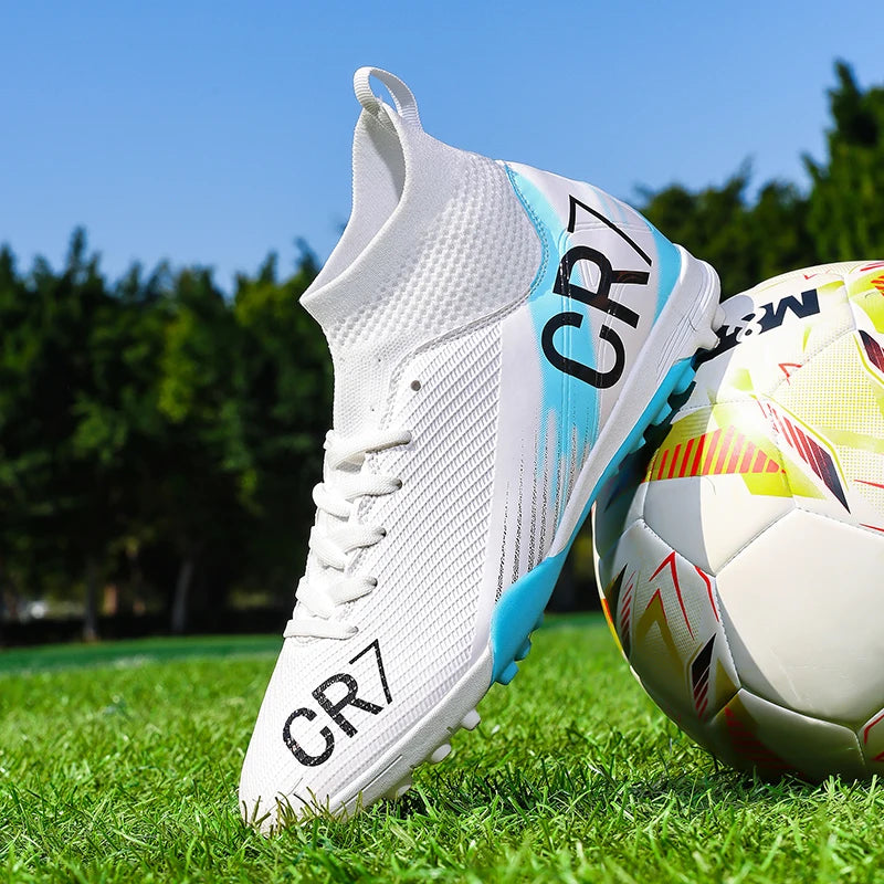 Nouvelles chaussures de football pour hommes, vente chaude, chaussures de futsal professionnelles de haute qualité, chaussures de football à crampons pour femmes, unisexe, ultra-légères, baskets TF/FG