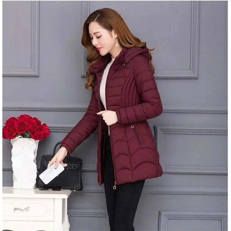 Manteau d'hiver pour femmes 2026, mode, mère d'âge moyen, veste en coton mince à capuche, taille plus, décontractée, unie, chaude, épaisse, parka